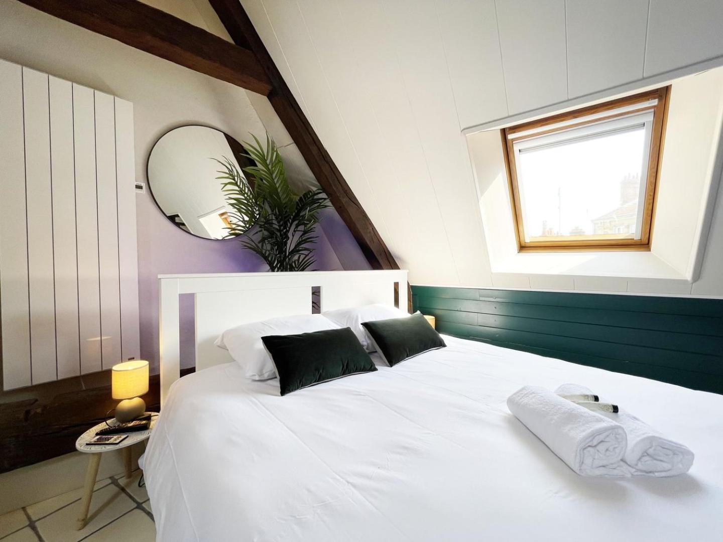 L'Atelier Des Reves Apartment Шартър Екстериор снимка